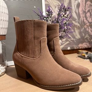 Universal Thread Womens Booties